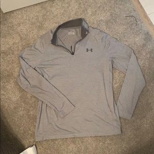 Men’s medium Under Armour half zip.